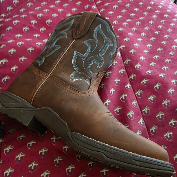 Ariat Ladies Boot - Picture 1 of 4